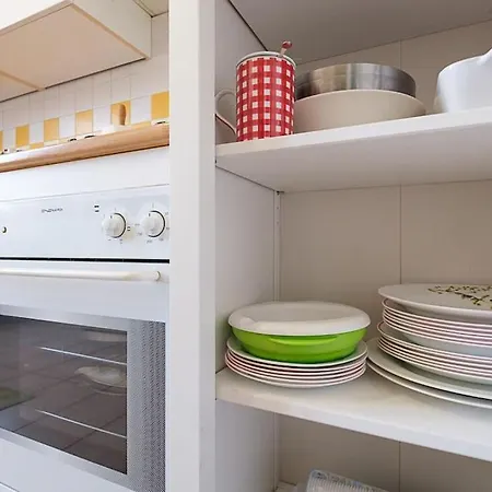 Ht Mama Bilo Vatican Area Rome