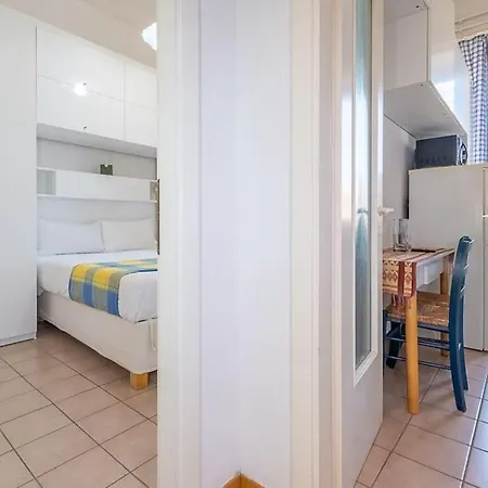 Ht Mama Bilo Vatican Area Appartement