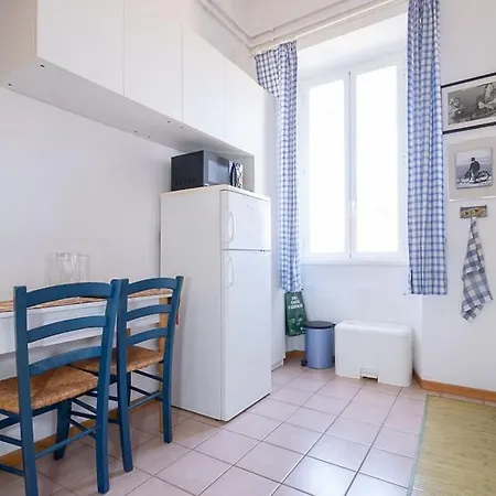 Ht Mama Bilo Vatican Area *