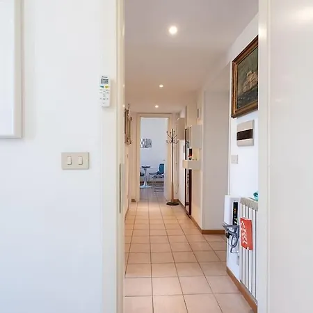 Ht Mama Bilo Vatican Area