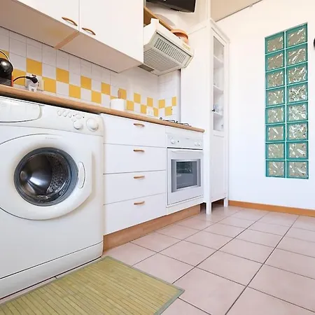 Ht Mama Bilo Vatican Area 아파트